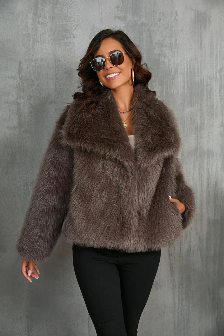 Amélia™  | Manteau Douillet en Fourrure
