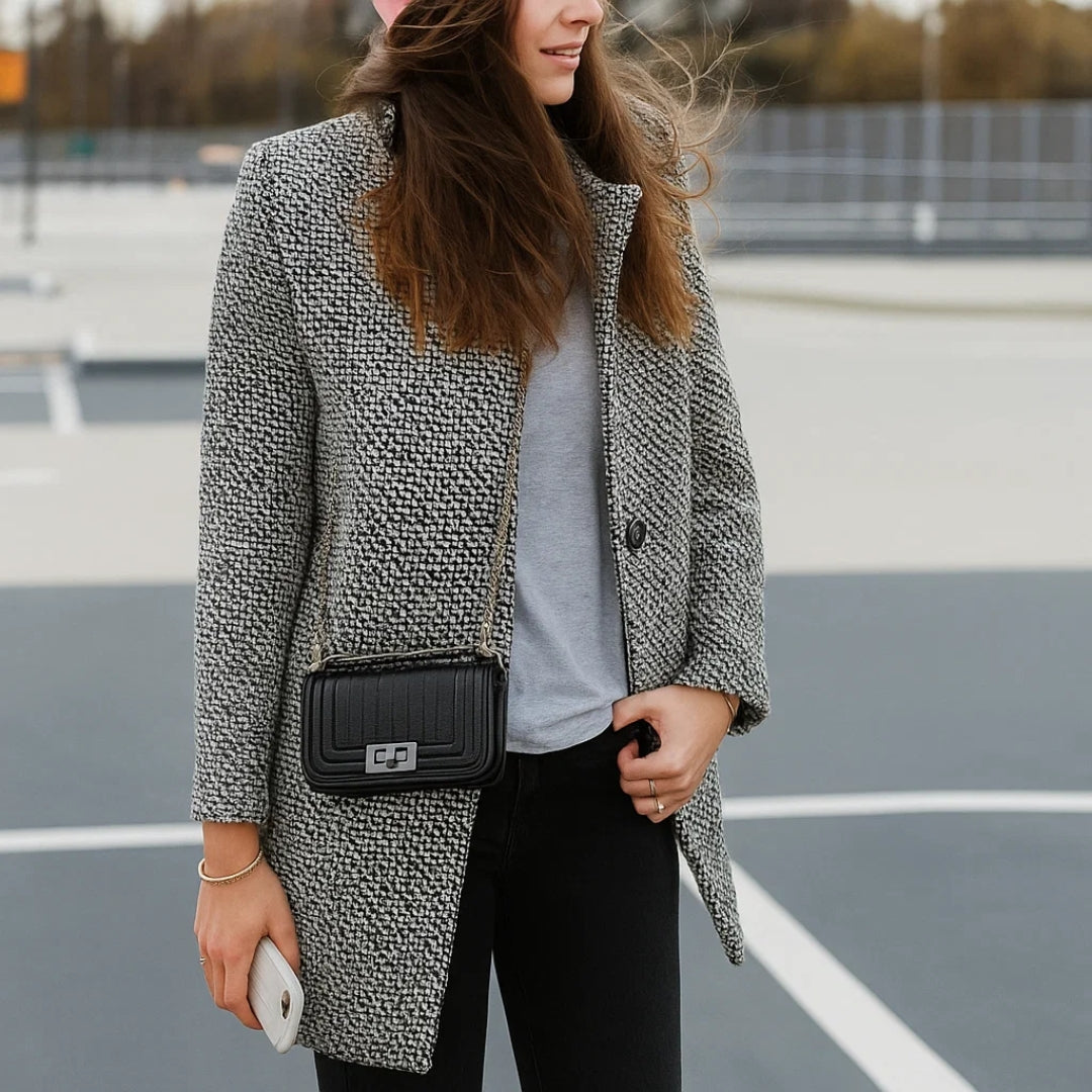 Nina™ | Veste en laine premium — élégance et chaleur pour l’hiver.