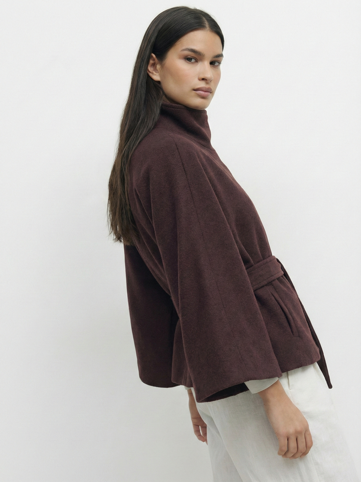 Chloe™ | Veste Cape à Col Montant avec Ceinture